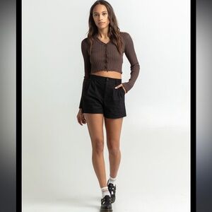Sky & Sparrow Pleat Front Women’s Shorts